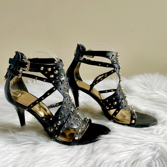 Guess Black Strappy Gold Studded Heels Amazing Condition - Picture 2 of 6